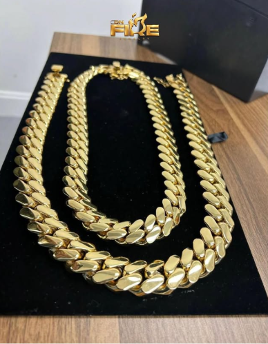 Cuban Chain 18K Gold